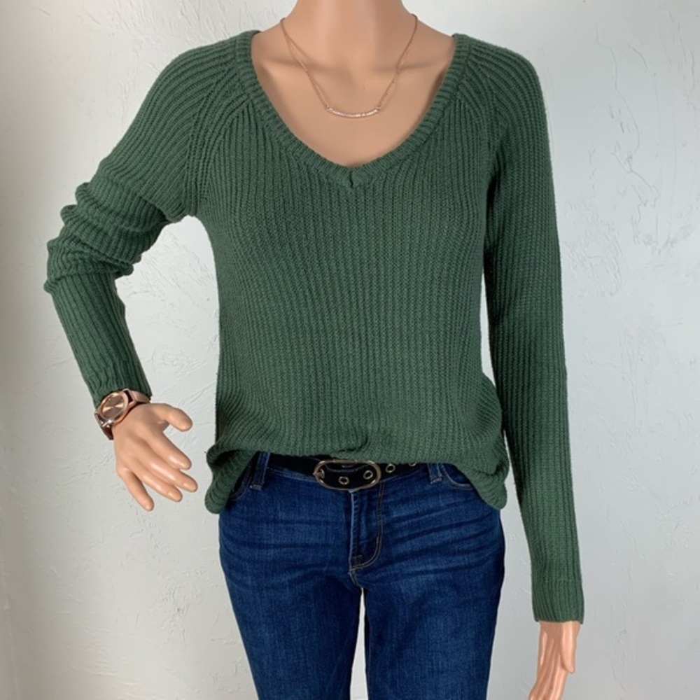 Simple Green Knit Sweater